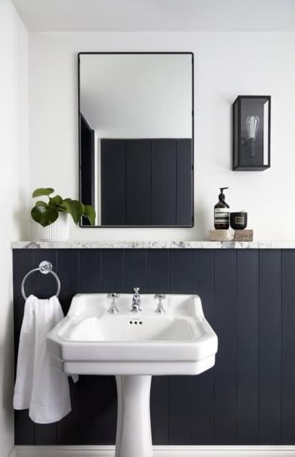 Stunning 1 Bedroom Minutes From Angel Tube Appartamento Londra